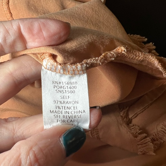 Sewn + Seen Washed Brown Babydoll Peplum Top Raw Hem Pocket Size L - Picture 3 of 9